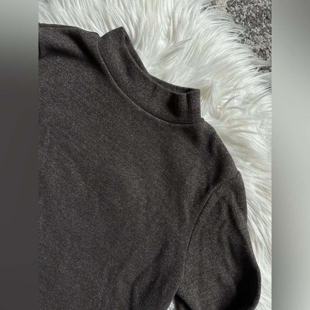 Cozy ribbed mock neck top - Picture 4 of 7